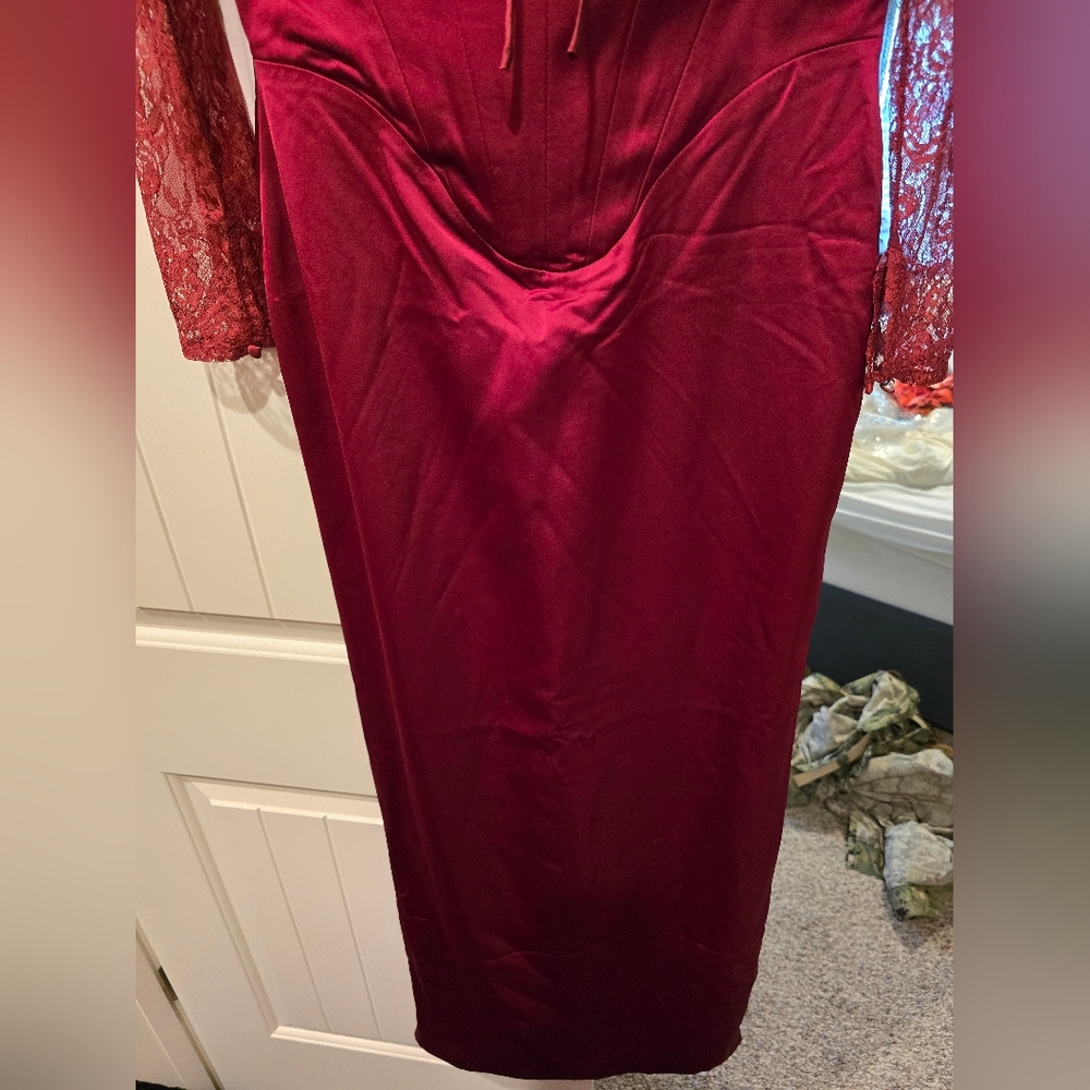 House Of CB Perdi Elegant Red Lace Long Sleeve Dress - Picture 6 of 10